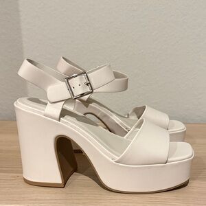 Soda Cream Platform Sandals